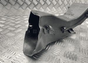 Bmw F20 F21 wlot kanał powietrza prawy 7245782 12