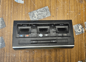 Klimatronik 8E0820043 Panel Sterowania Nawiewu Klimatyzacji Czarny Soul 1 DIN AUDI A4 B6 1