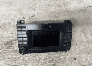 Radio nawigacja panel radia mercedes vito W447 2014-2019r A4479009005 1