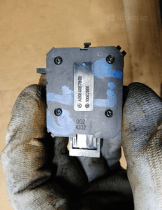 Panel przełącznik regulacji fotela kierowcy lewy przód Mercedes GL X166 W166 A2059057603 3