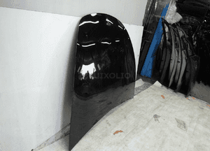 Tesla model y maska pokrywa silnika 2