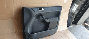 Boczek tapicerka prawy przód przednia prawa VW Golf V Plus 4