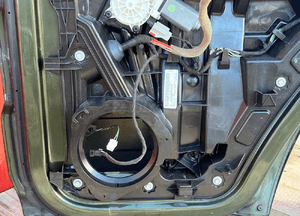 Jeep cherokee liberty kk mechanizm szyby lewy tył bdb 4