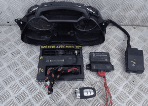 ZESTAW STARTOWY AUDI A4 B8 2,0 TDI 143 KM RADOM 1