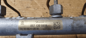 Listwa wtryskowa czujnik Audi A8 D3 4.2 TDI 057130089K 7