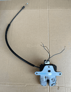 Zamek tylnej klapy 6W83-442A66 Jaguar XF X250 1