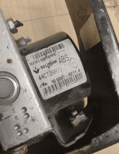 POMPA HAMULCOWA ABS RENAULT TWINGO II 2 1.2 16V 8201065089 3