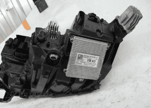 Skoda octavia iv 4 5E4 full led cała lampa przednia prawa 8