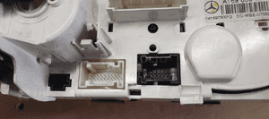 Panel nawiewu klimatyzacji klimy Mercedes W245 A1698301785 4