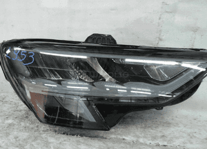 Audi A3 S3 8Y0 lampa przednia prawa 3