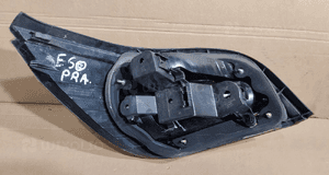 Lampa prawa tył tylna bmw E60 2