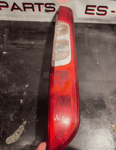 Lampa prawa prawy tył ford focus MK2 hb 4M5113404A 2