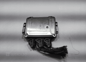 KOMPUTER STEROWNIK SILNIKA TRAFIC II VIVARO A 1.9 DCI 0281011530 8200051609 3