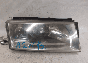 Przod przednia lampa  prawa skoda octavia i 1