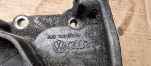 Obudowa uszczelniacz wału VW Passat B6 2.0 TDI 03G103153B 6