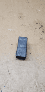 Przekaźnik świec żarowych Ford Focus MK3 1.6 TDCI 9666671780 1