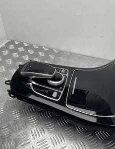 Mercedes W205 panel sterowania schowek A2059055811 4