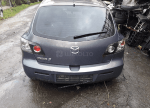 Mazda 3 BK 03-09 HB  szyba tylna boczna przednia drzwi tył w klapie 2