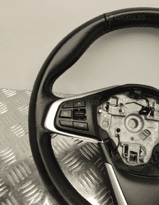 Bmw F48 kierownica multifunkcyjna 3