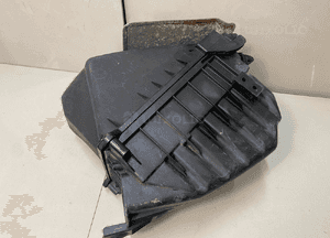 Audi A4 B6 2.0 alt obudowa filtra powietrza 06B133835BD 4