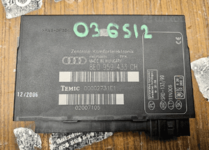 Moduł 8E0959433CH Sterownik Komputer Komfortu Audi A4 B7 Europa 2