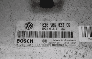Sterownik silnika komputer ECU Volkswagen POLO III 6N2 BENZ 030906032CG 2