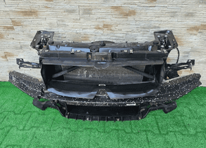 Pas przedni chłodnice bmw 1 F20 F21 lci m pakiet 1