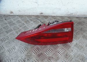 Audi A4 B8 sedan lampa lewa tylna z klapy 3