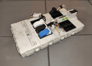 BMW 1 F20 F21 F30 SKRZYNKA MODUŁ BSI STEROWNIK FEM BODY ORYGINAŁ SPRAWNY 6