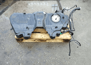 BMW F01 F02 ZBIORNIK PALIWA N63 BENZYNA 8