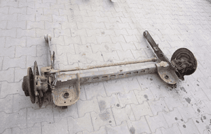 BELKA TYLNA ZAWIESZENIA OPEL VIVARO A 2