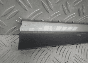 Listwa drzwi dolna pp vw passat B8 3G0854940E  dostępne 2 kolory 5