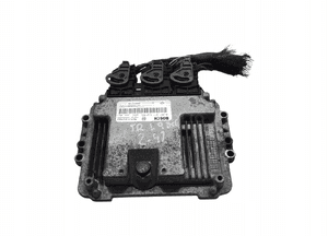 KOMPUTER STEROWNIK SILNIKA TRAFIC II VIVARO A 1.9 DCI 0281011530 8200051609 1