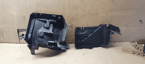 Obudowa skrzynka bezpieczników Renault Scenic II 8200356340 8200356337 3