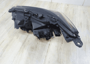 Lexus nx lift lampa przednia prawa V2 8 pin 9YE llu 8
