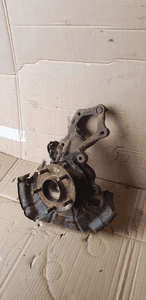 Zwrotnica piasta lewy tył tylna Mazda 6 II 3