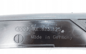 Audi e-tron 2020- listwa ochronna uszczelka maski lewa 4KE823125 5