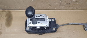 Wybierak lewarek biegów linka automat Audi A4 B6 8E1713111N 2