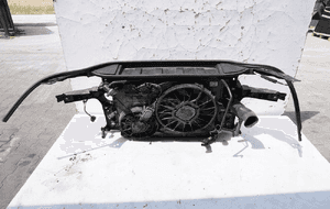 Pas przedni wzmocnienie czołowe chłodnice audi Q7 4L 3.0 tdi 2