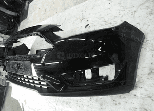 Ford focus MK3 lift cały zderzak przedni ze wzmocnieniem 3