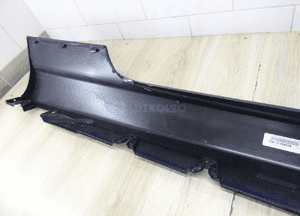 Listwa progowa lewa mercedes c-klasa W205 cabrio A2056901506 4258 8