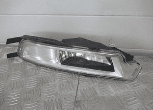 Halogen przeciwmgielny prawy vw passat B8 2014- 3