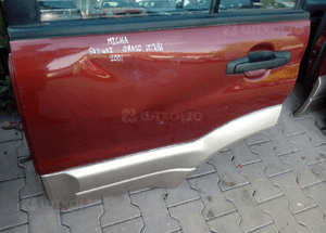 Suzuki Grand Vitara drzwi tyl tylne lewe 2