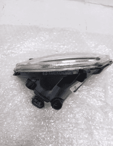 Ford fiesta v lampa przeciwmgielna prawa nowa 9