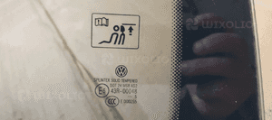 Szyba lewy tył tylna lewa VW Golf V Plus AS2 05r 4