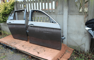 Drzwi prawe przednie bmw F10 F11 A17 2012 2