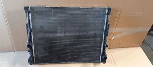 Chłodnica wody płynu BMW M5 G30 F90 550i 4.4 8096936 1
