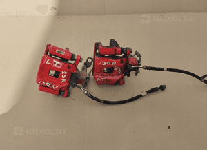 ZACISK HAMULCOWY TYŁ TYLNY PRAWY LEWY HYUNDAI I30N I30 N LIFT 1