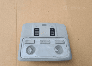 Toyota RAV4 13-18 lampka oświetlenie kabiny panel