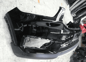 Volvo XC40 bez dziur z wzmocnieniami wewnętrznymi zderzak przedni przód 2